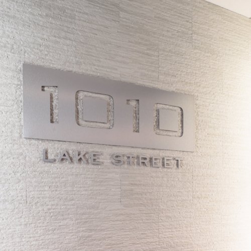 1010 Lake Street, Oak Park, IL lobby